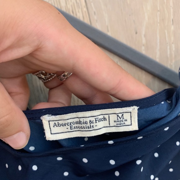 ABERCROMBIE AND FITCH TANK TOP - Picture 2 of 2